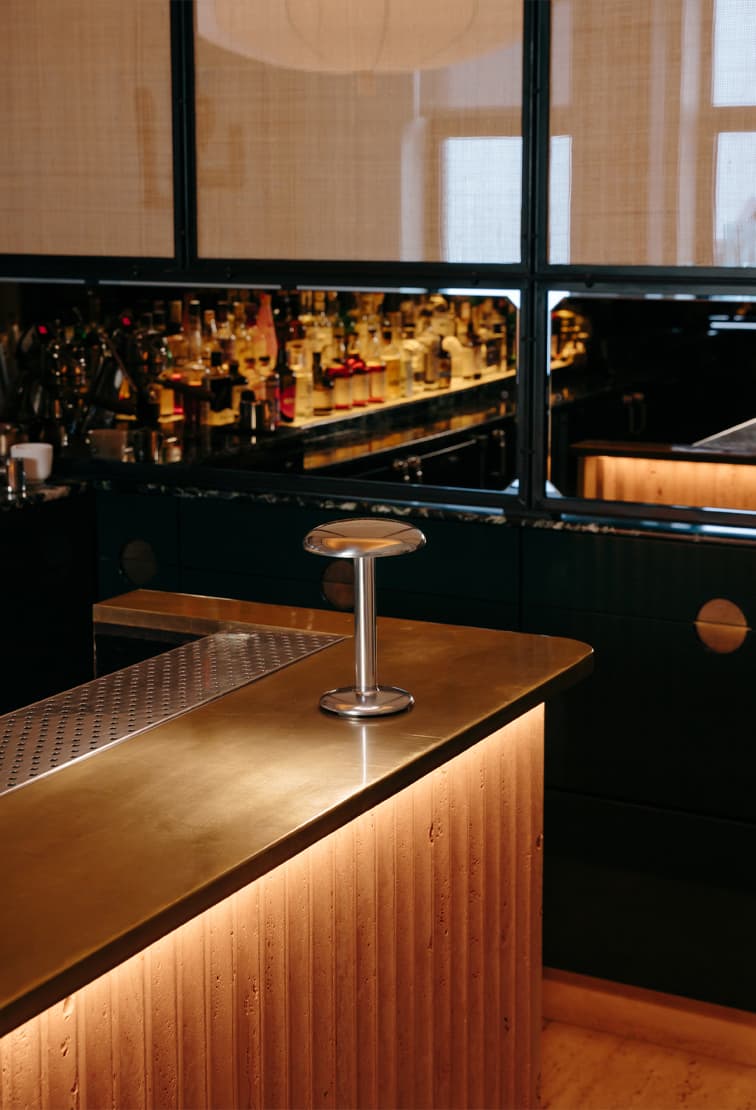 Flos Professional Gustave Residential Flos