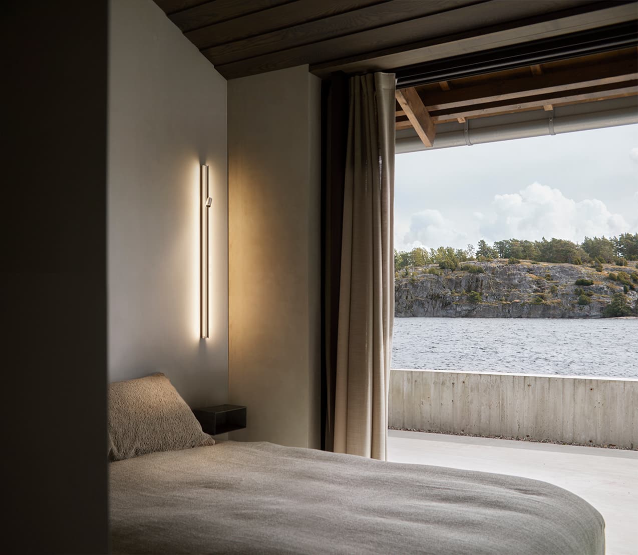 Flos Professional The Glowing Track Surface + Wall PSU Flos