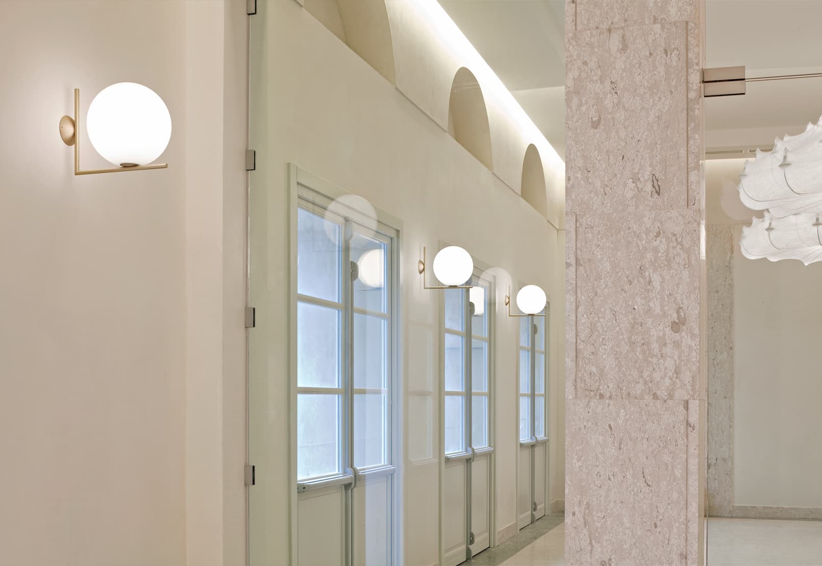 Flos Professional IC Lights Wall/Ceiling Flos