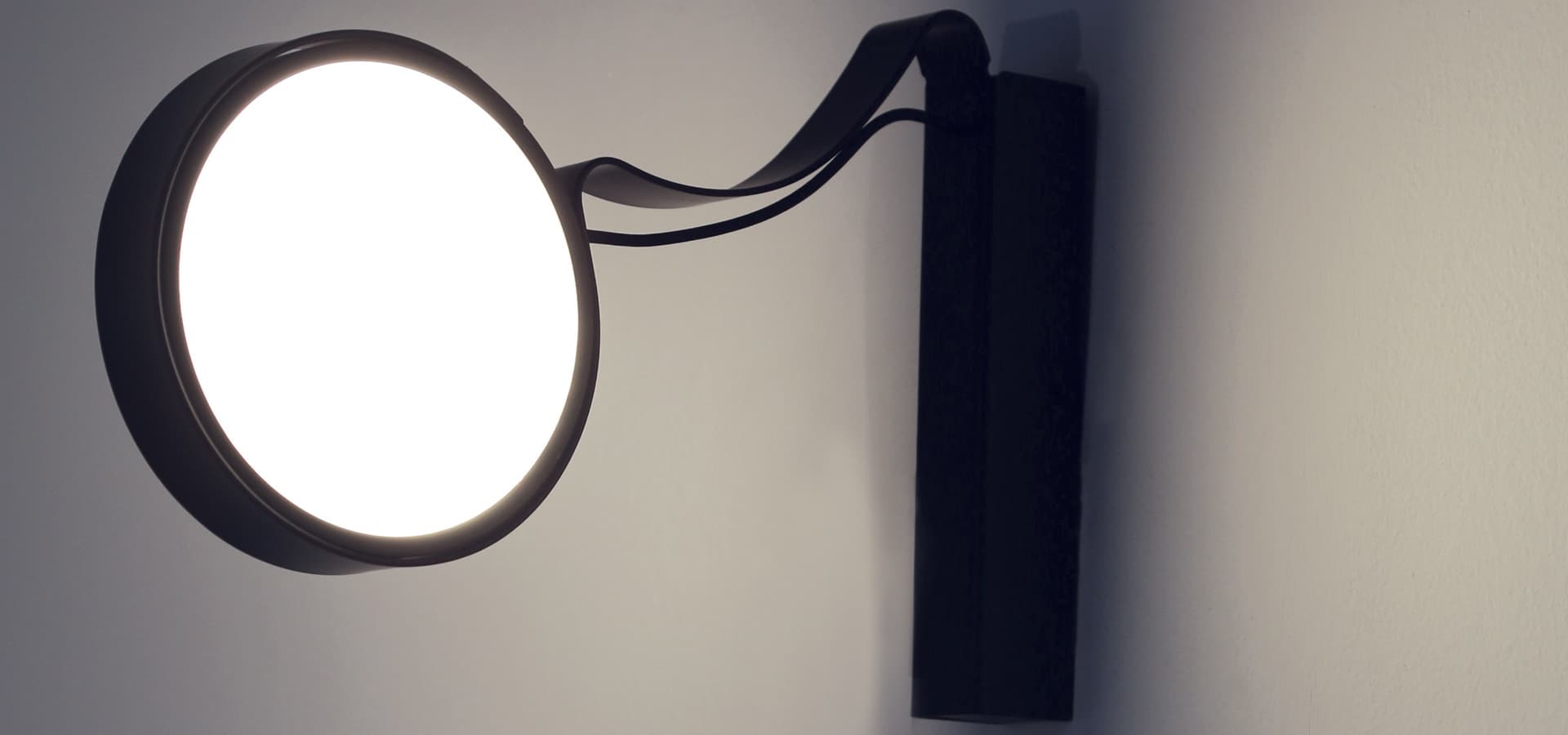 Настенно-потолочный светильник Knikerboker Do Not Disturb profile-wall Knikerboker