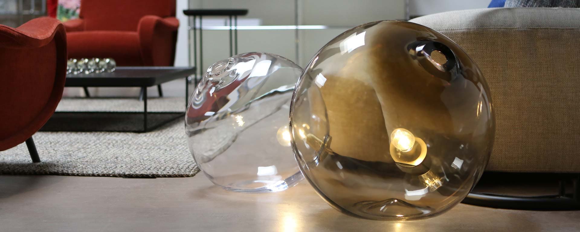 Настольный светильник SkLO float 16/20 light SkLO