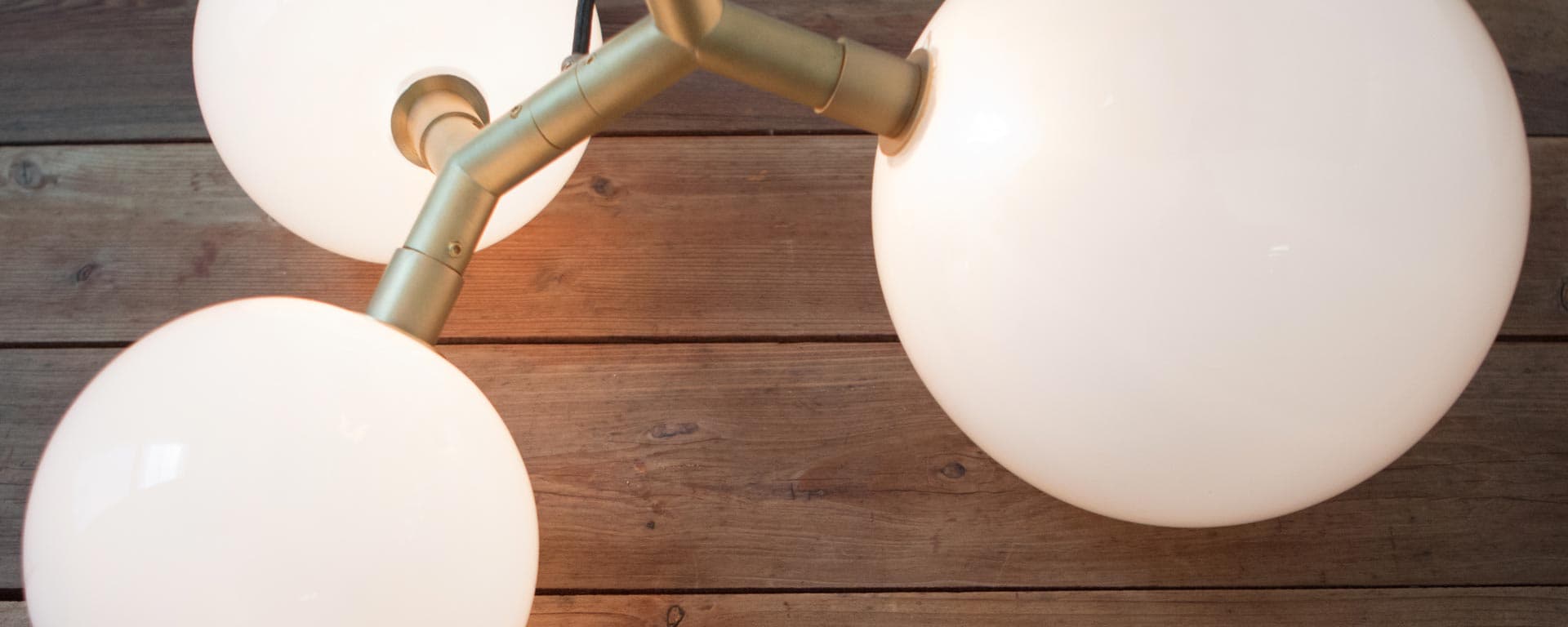 Настольный светильник SkLO veer light SkLO