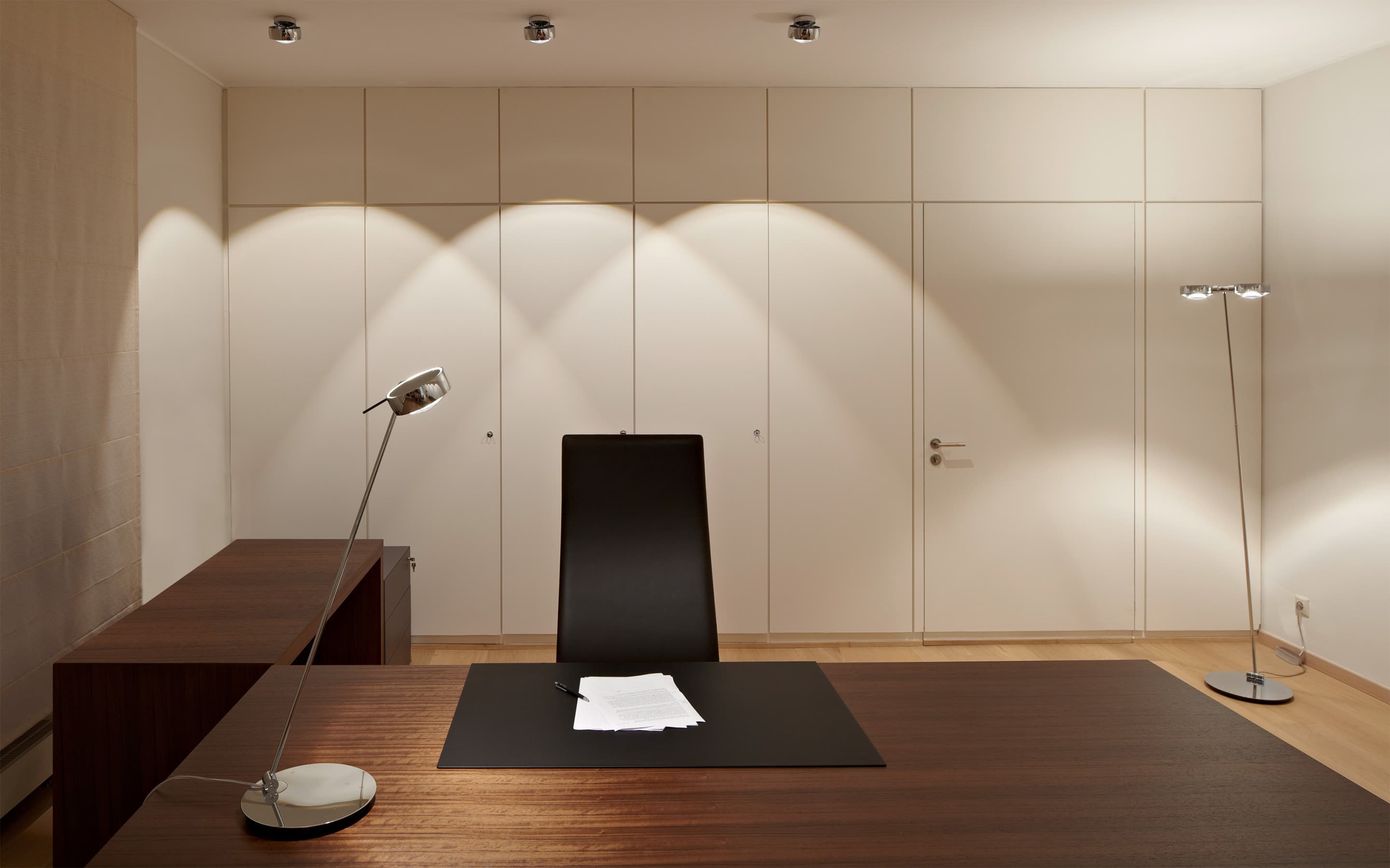 Настольный светильник Occhio Sento tavolo 60 Occhio