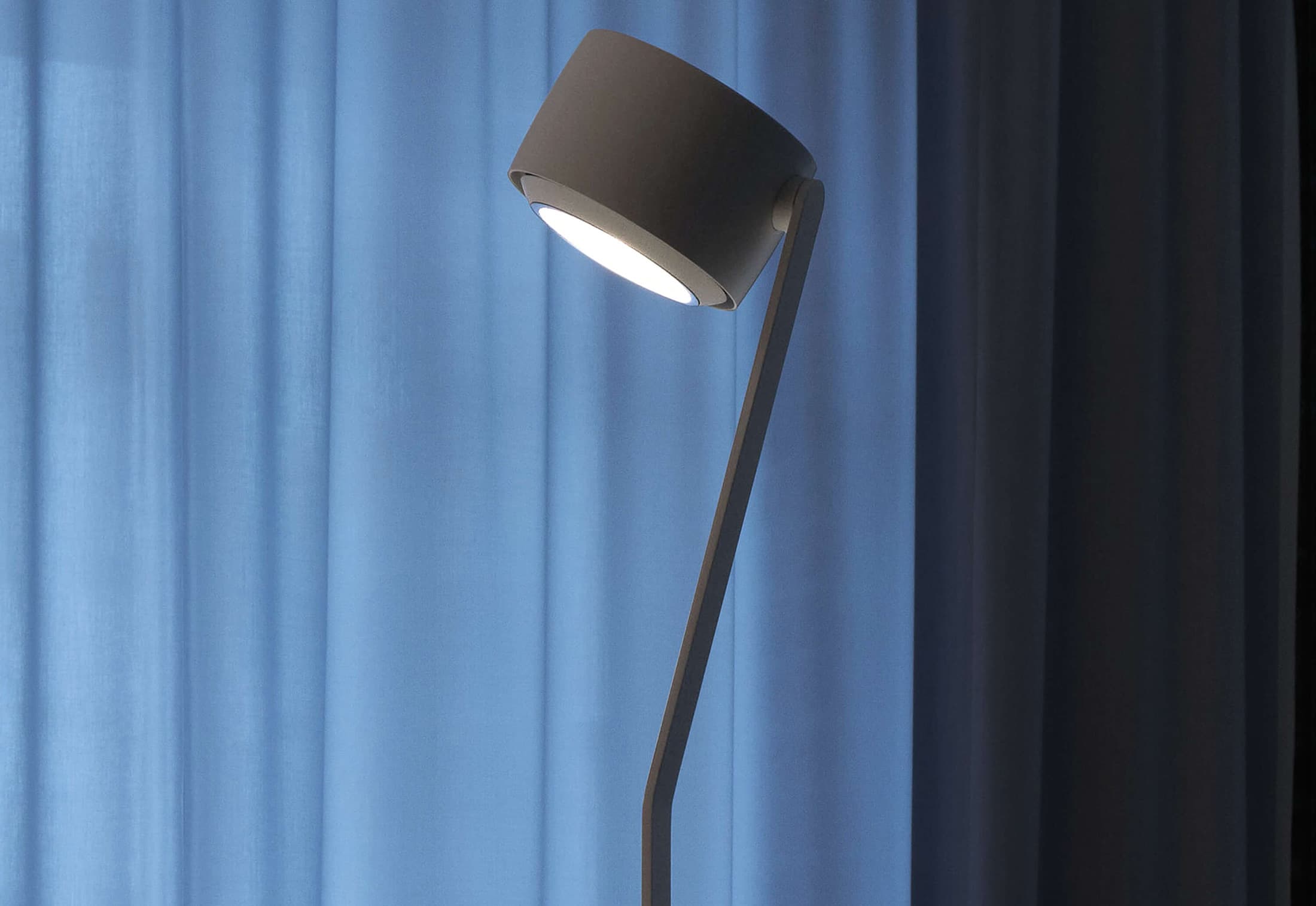 Напольный светильник Occhio Più RS terra Occhio