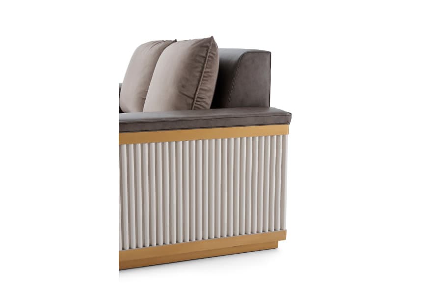 Диван Theodore Alexander Laurence Small Sofa