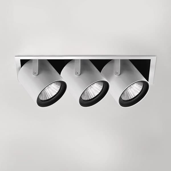 Встраиваемый светодиодный светильник Quattrobi KOR triple light Quattrobi