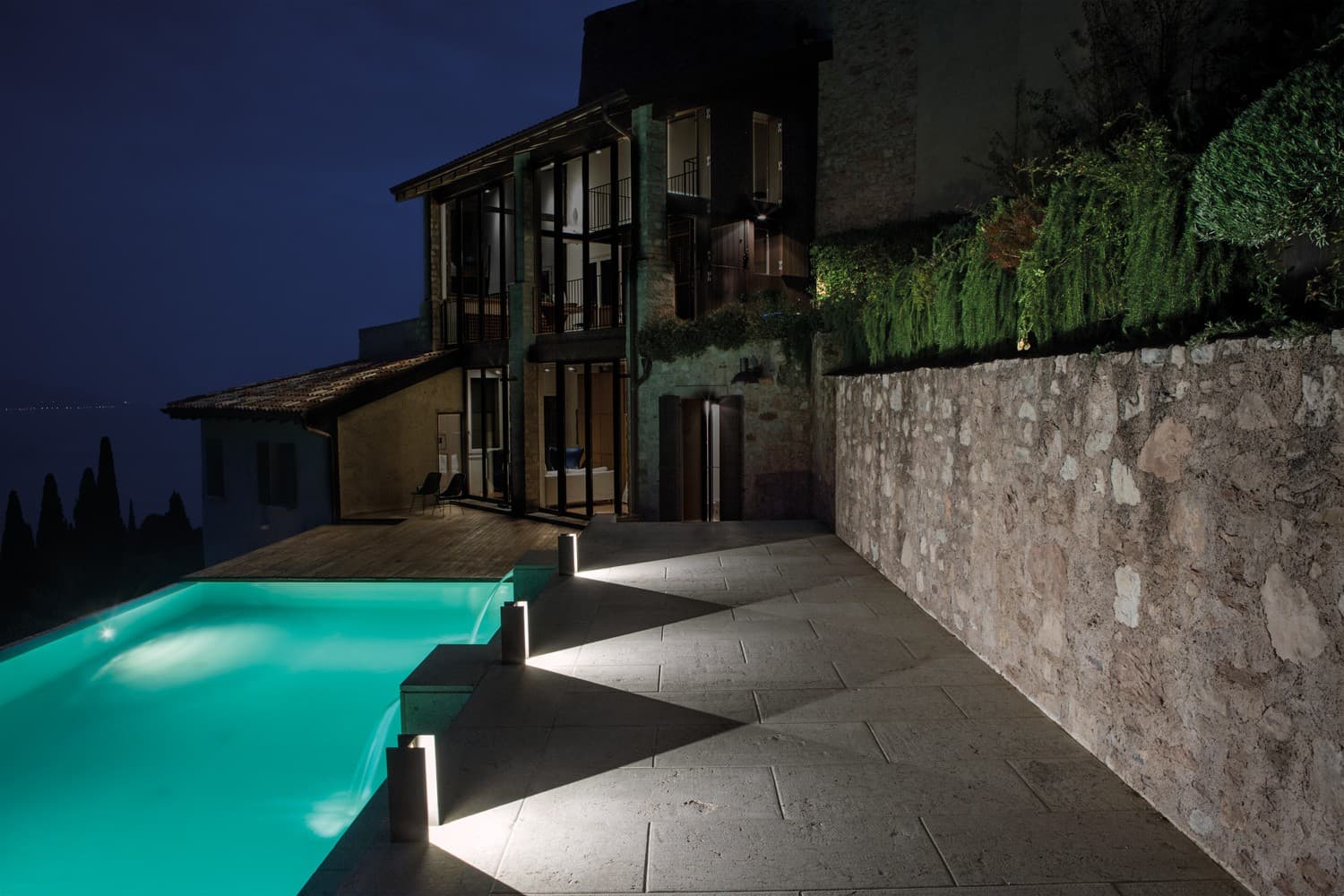 Уличный светильник Nemo Mais plus que cela je ne peux pas Nemo