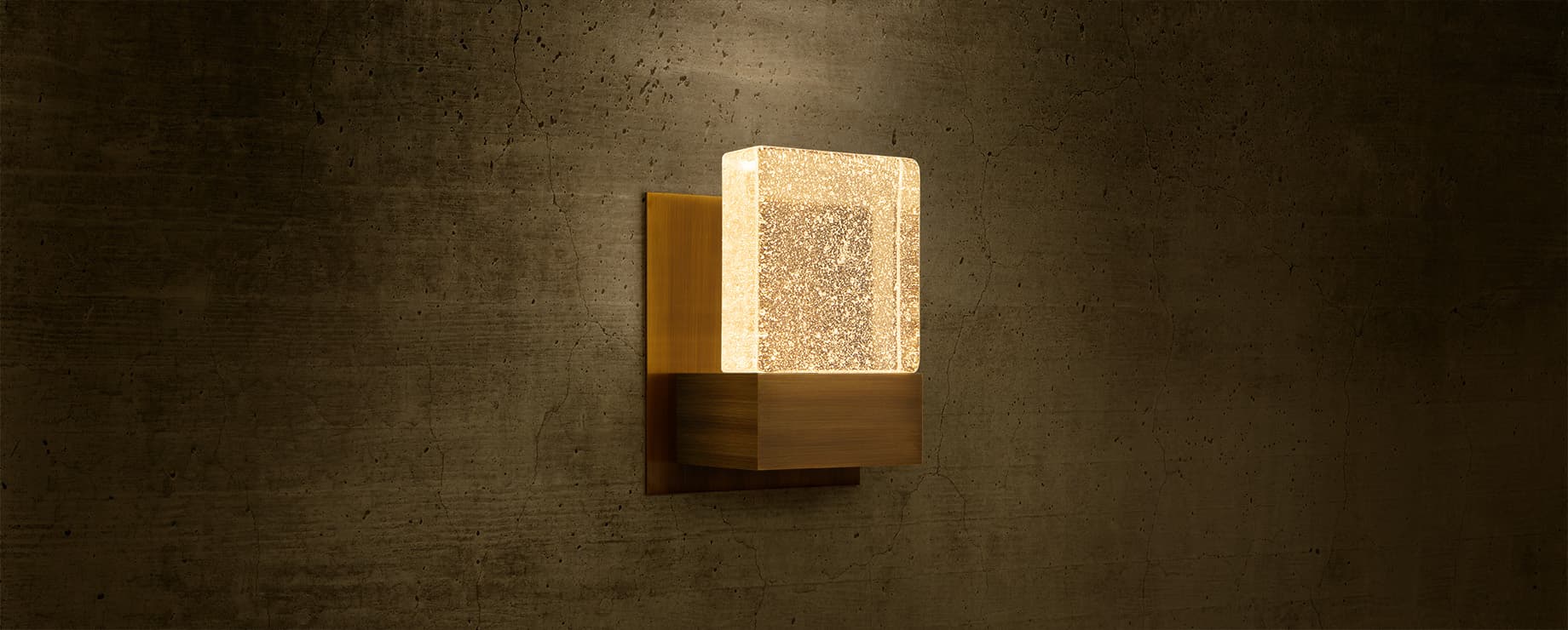 Настенный светильник MASSIFCENTRAL PETIT PAPILLON MASSIFCENTRAL