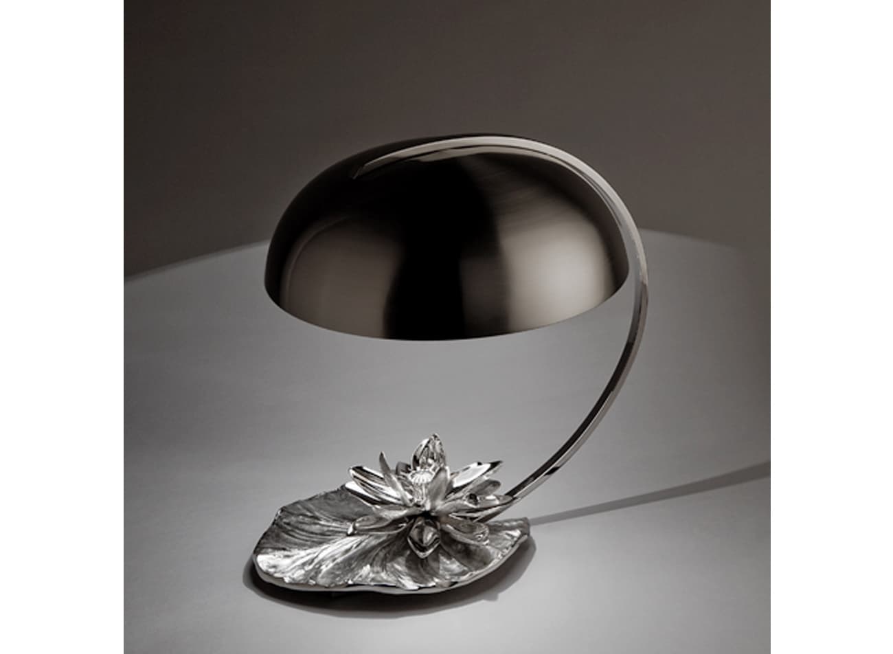 Настольная лампа Charles NENUPHAR COUPELLE Charles