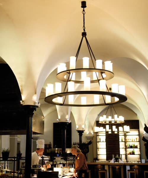 Люстра Robers Indoor HL 2501