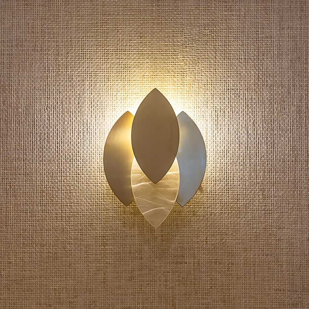 Настенный светильник Bella Figura Lotus Wall Light WL64 Bella Figura