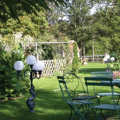 Настенный уличный фонарь Roger Pradier Boules 200