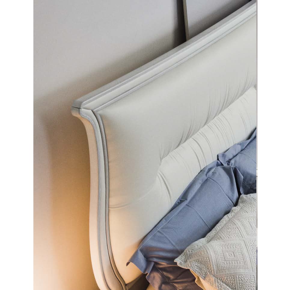 Двуспальная кровать Amelia Home 9500