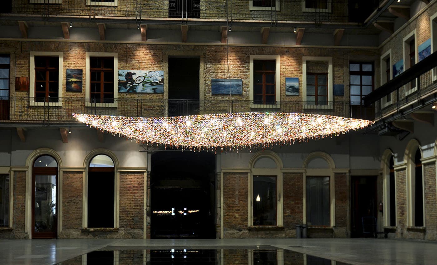 Люстра Manooi VAGUE Manooi