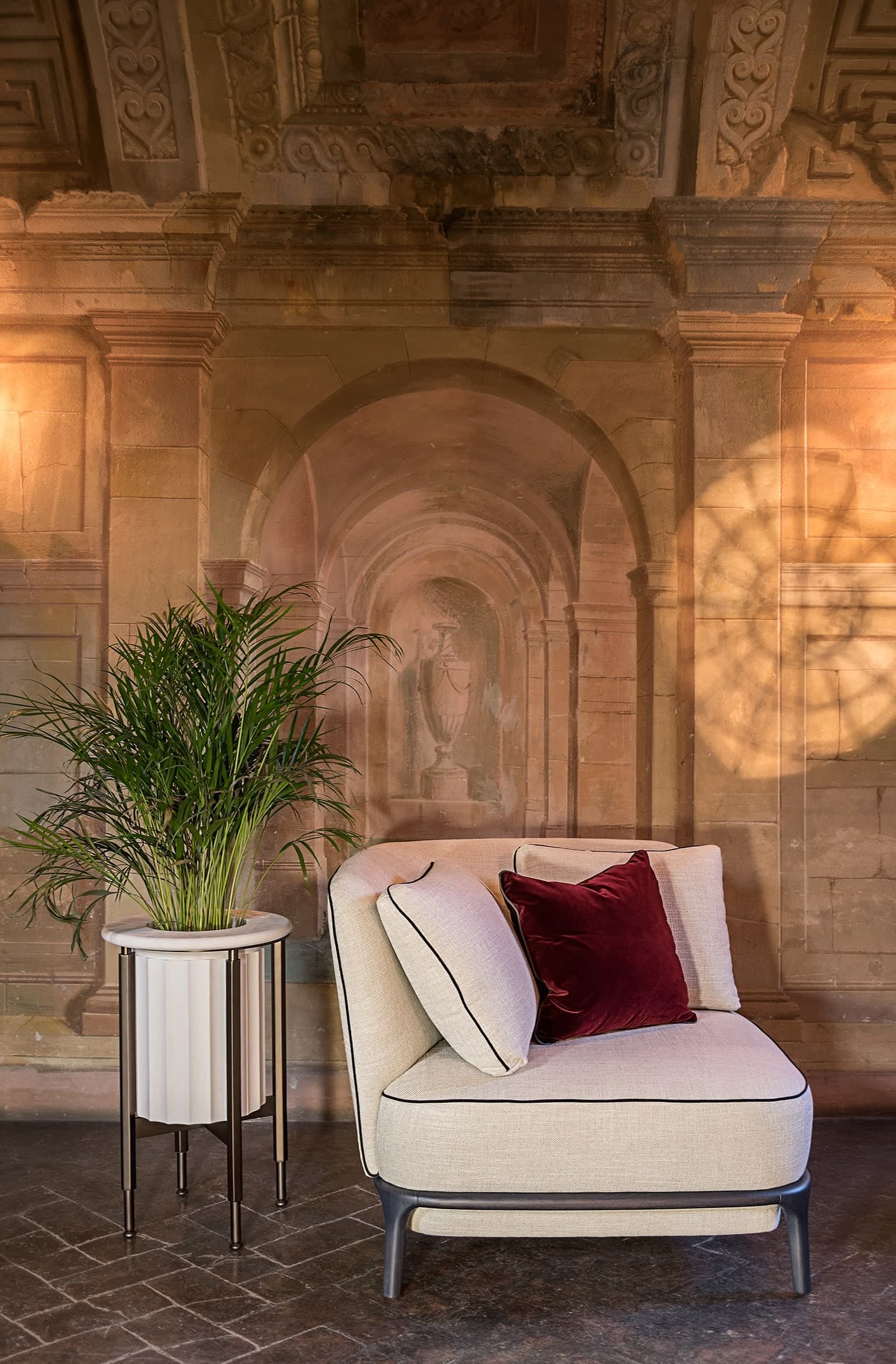 Кресло Paolo Castelli Durban armchair