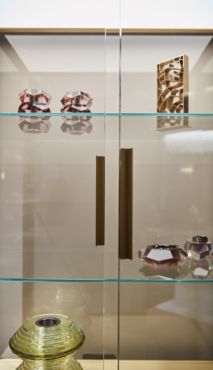 Шкаф витрина Paolo Castelli For Living showcase