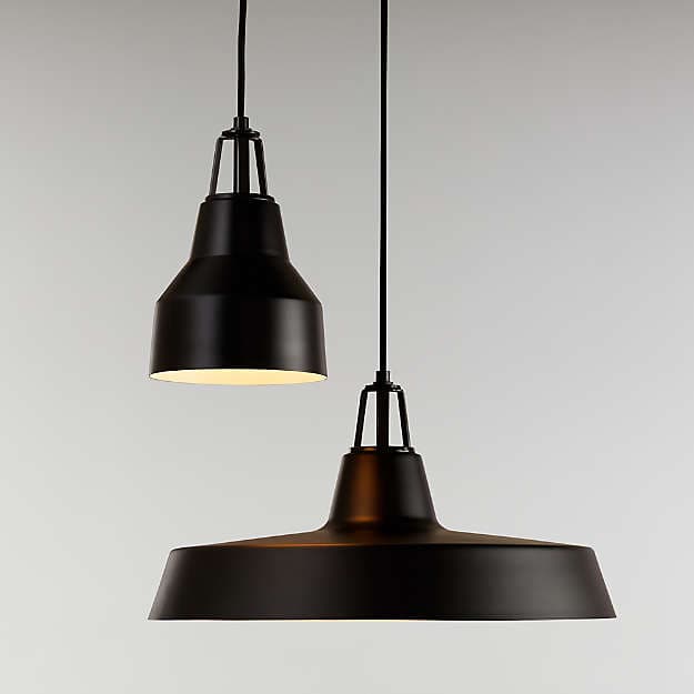 Подвесной светильник Crate and Barrel Maddox Farmhouse Pendant Small with Socket — фото 5