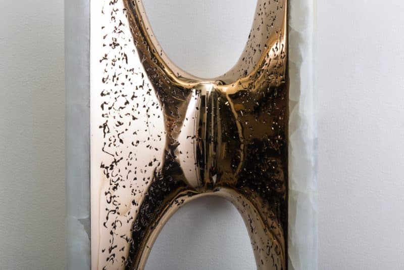 Настенный светильник Markus Haase Wormed Bronze and Onyx Sculptural Sconce Markus Haase