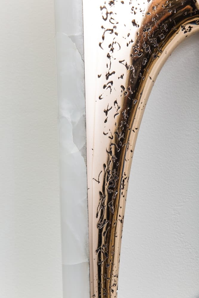 Настенный светильник Markus Haase Wormed Bronze and Onyx Sculptural Sconce Markus Haase