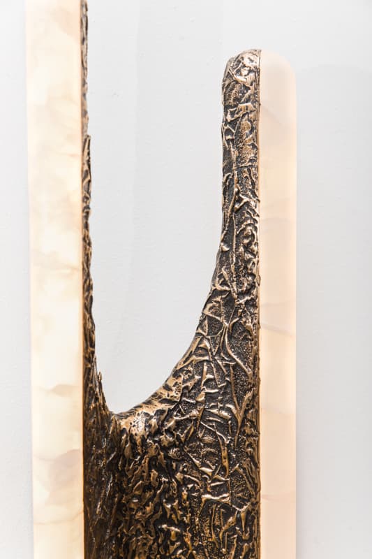 Настенный светильник Markus Haase Sculptural Sconce in Textured Bronze and Onyx Markus Haase