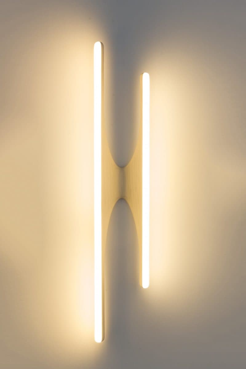 Настенный светильник Markus Haase Carved Wood and Onyx Sculptural Sconce Markus Haase