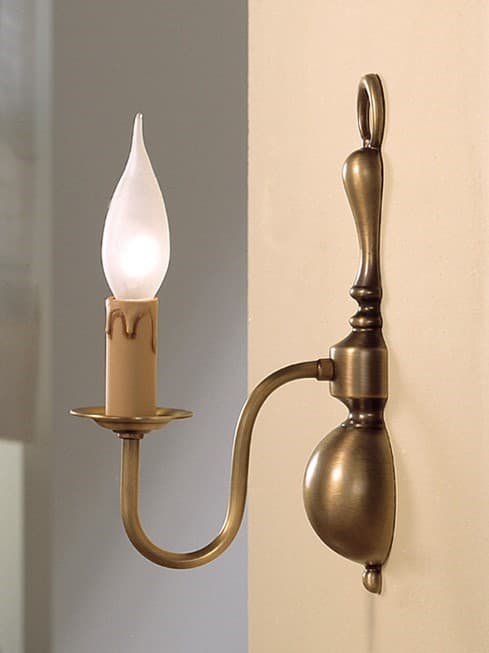 Настенный светильник Lustrarte Classico American Coop Mod.451_1V