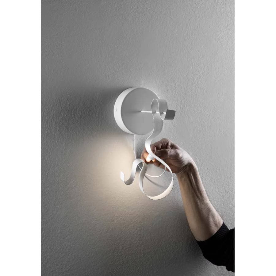 Настенный светильник  Knikerboker Curve Knikerboker