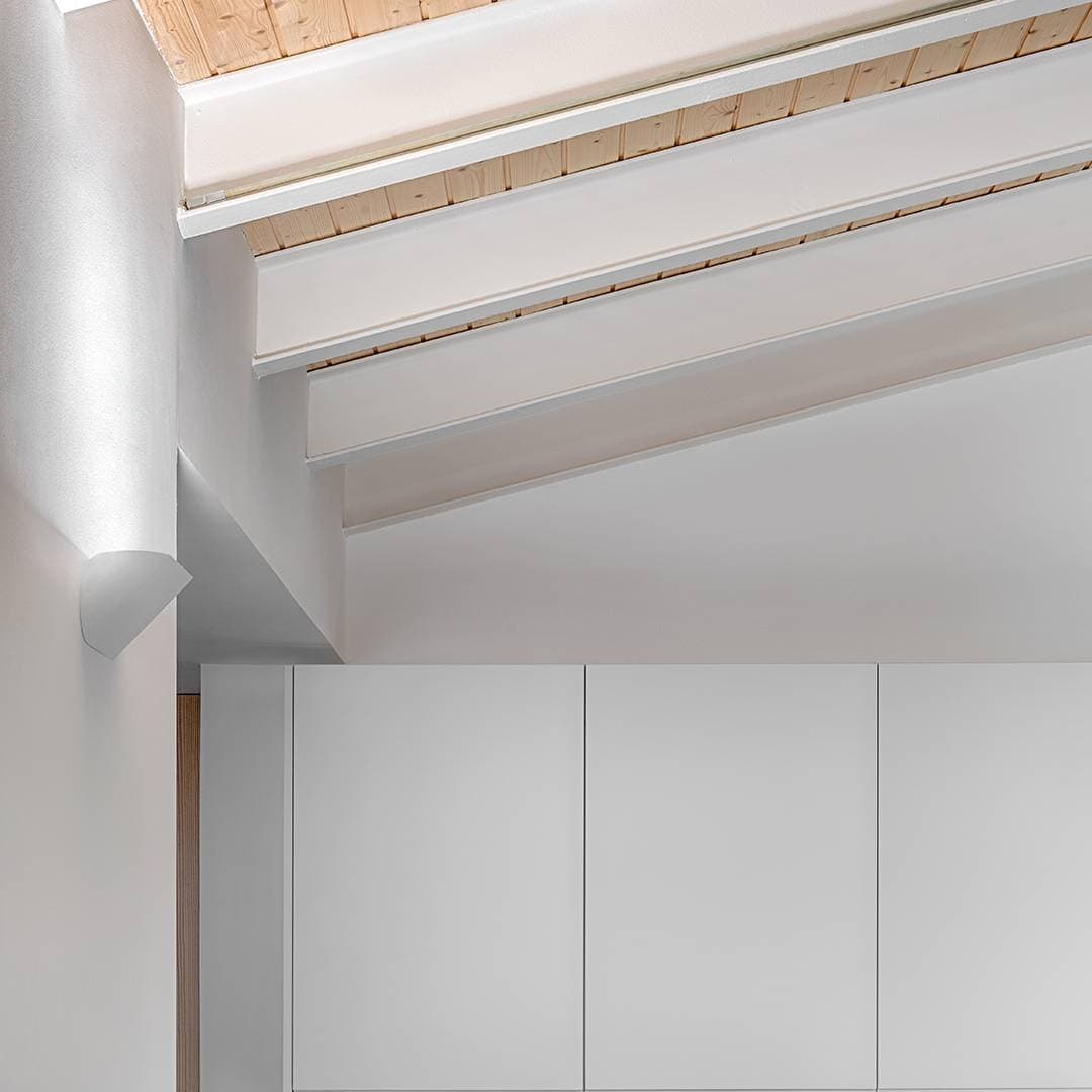 Настенный светильник Arkoslight LIP Arkoslight