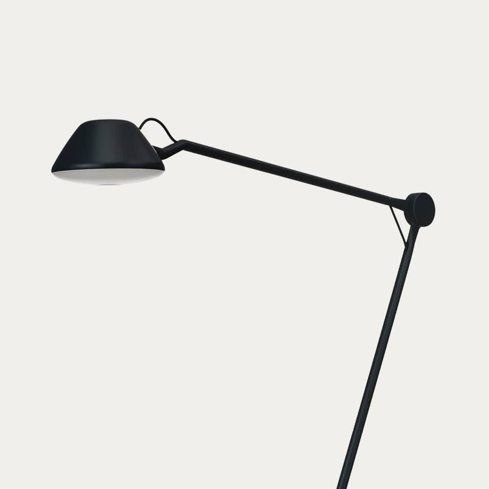 Настольный светильник FRITZ HANSEN AQ01 FRITZ HANSEN