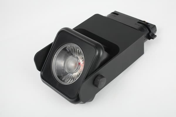 Трековый светодиодный светильник Commeuroled S22009