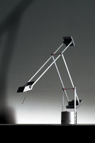 Настольная лампа Artemide Tizio micro