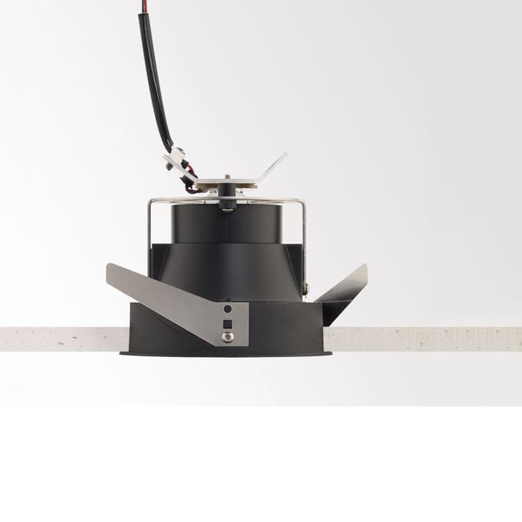 Встраиваемый в потолок светильник Delta Light iMAX CL 82706 Delta Light