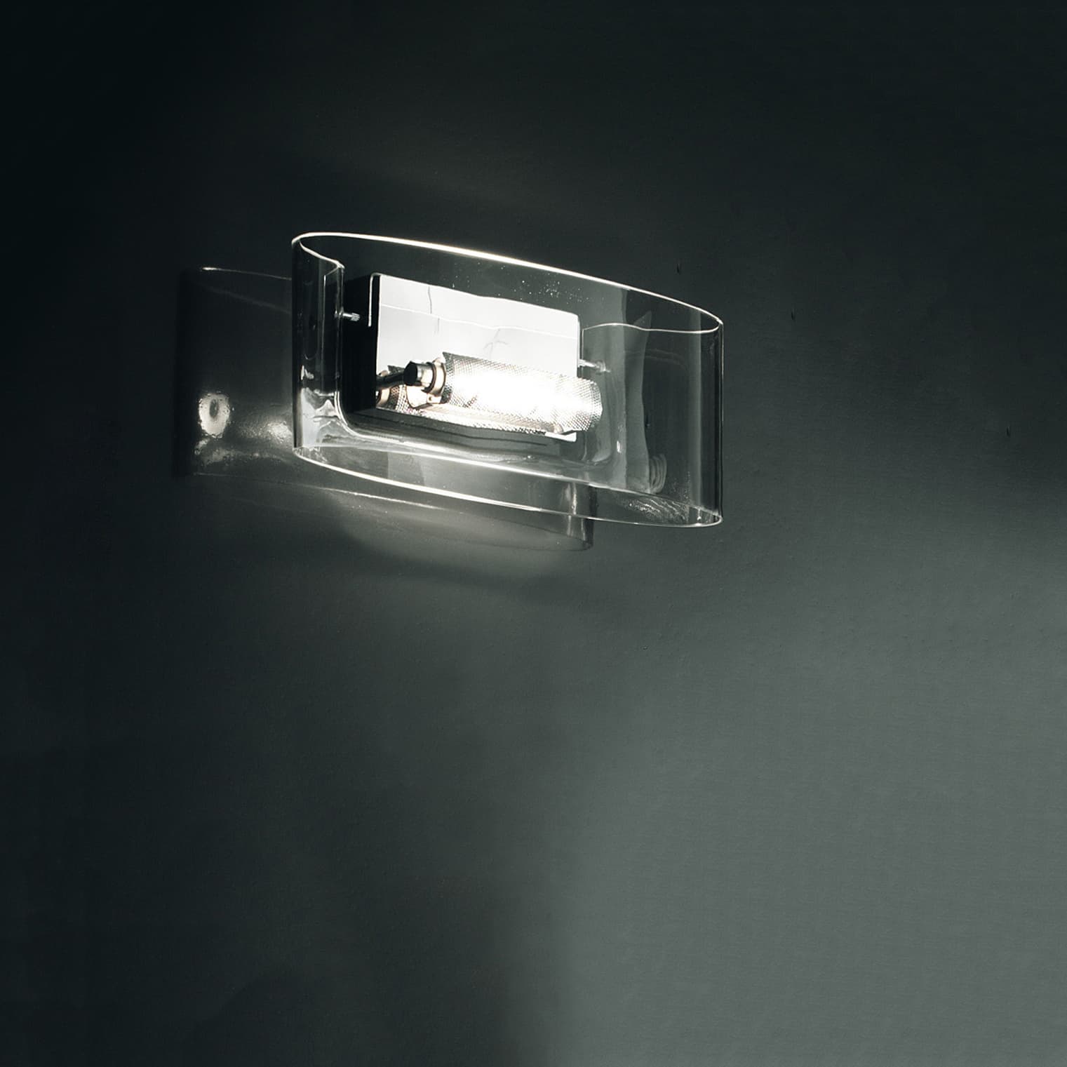 Настенный светильник Leucos (Alt Lucialternative) VITTORIA P2 / C Leucos (Alt Lucialternative)