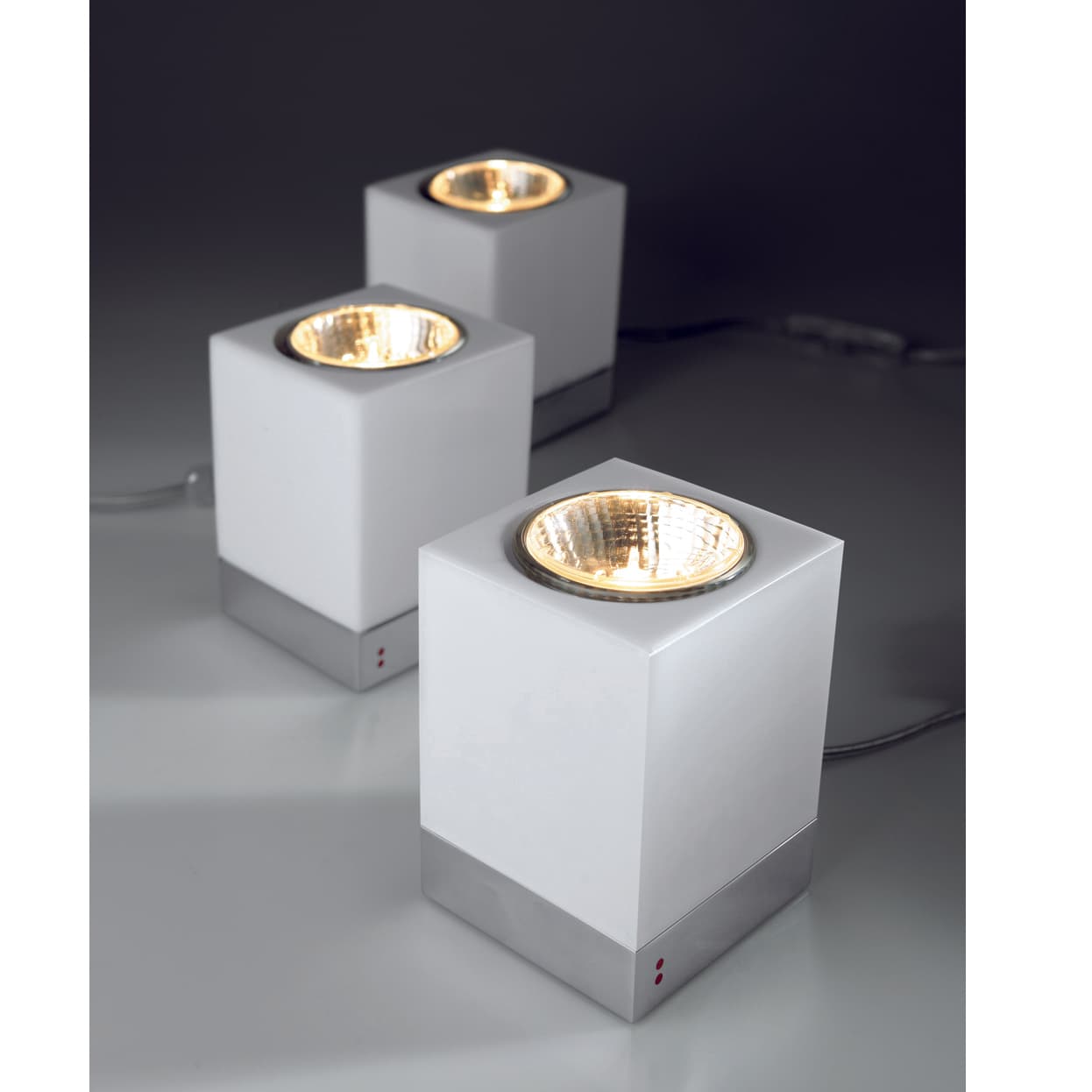 Настольная лампа Fabbian Cubetto D28 B01 00 Fabbian