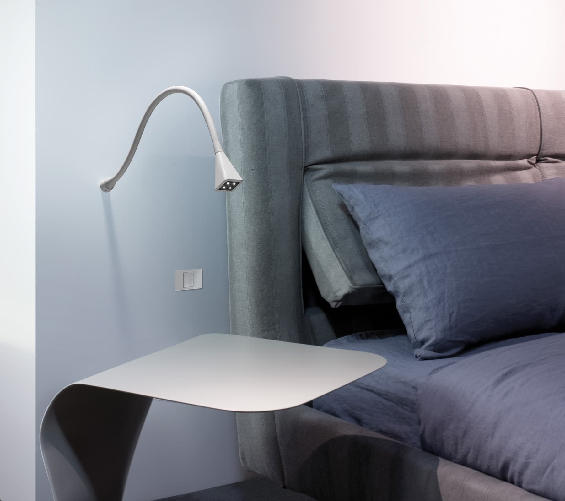 Настенный светильник Axo Light (Mind-Led) Voluptas ARM WALL Axo Light (Mind-Led)