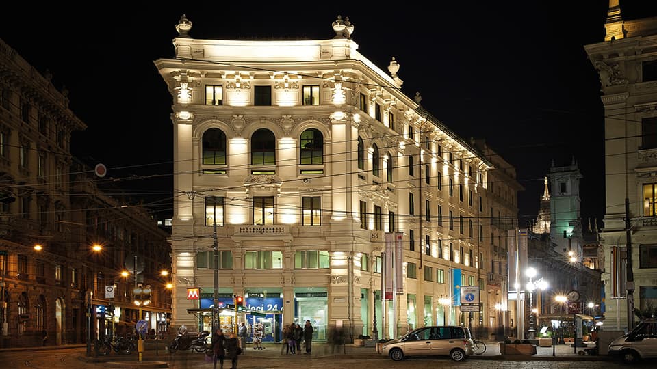 Настенный светильник Artemide outdoor Spike Artemide outdoor