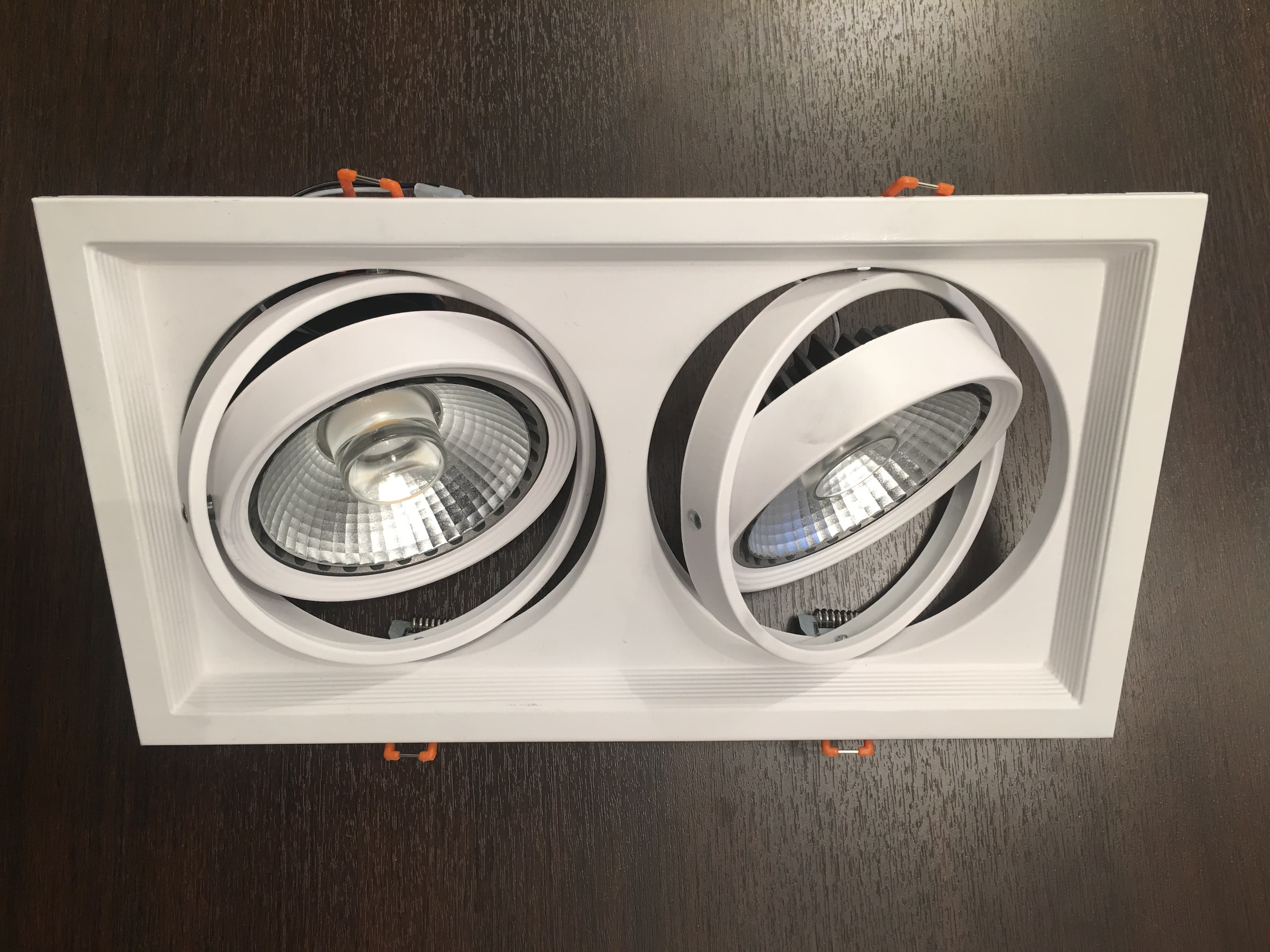 Карданный светодиодный светильник Limex SLIM Limex