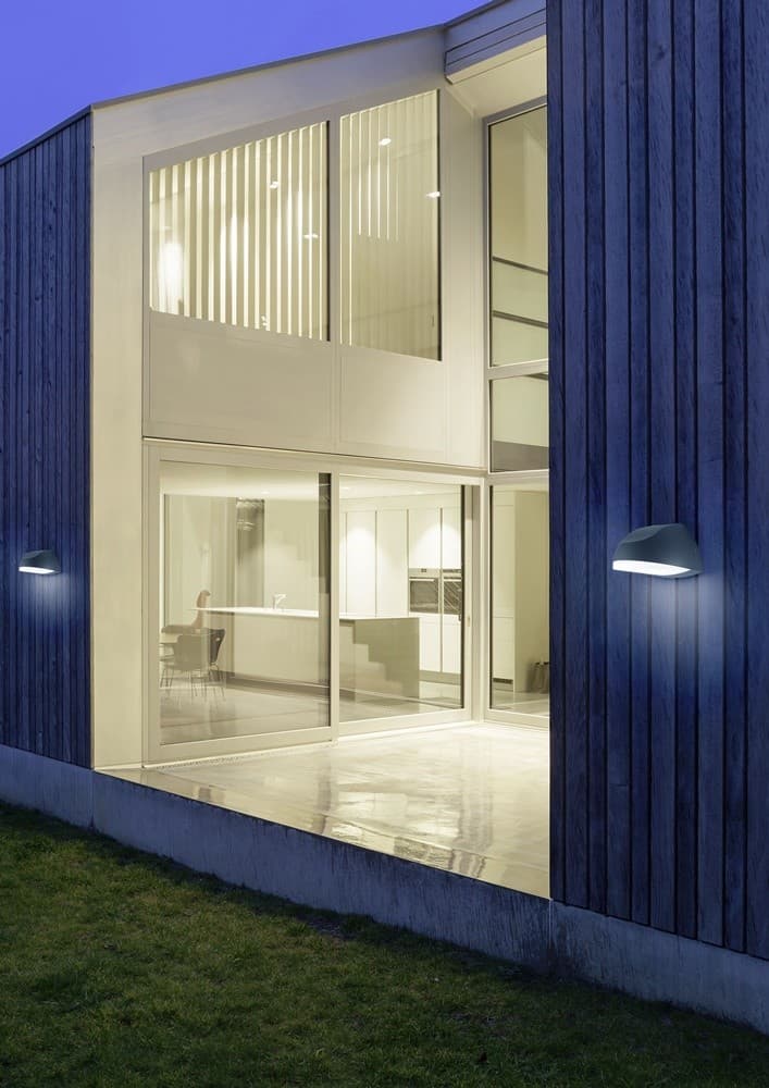 Настенный светильник Helestra BELT A18602.93 Helestra