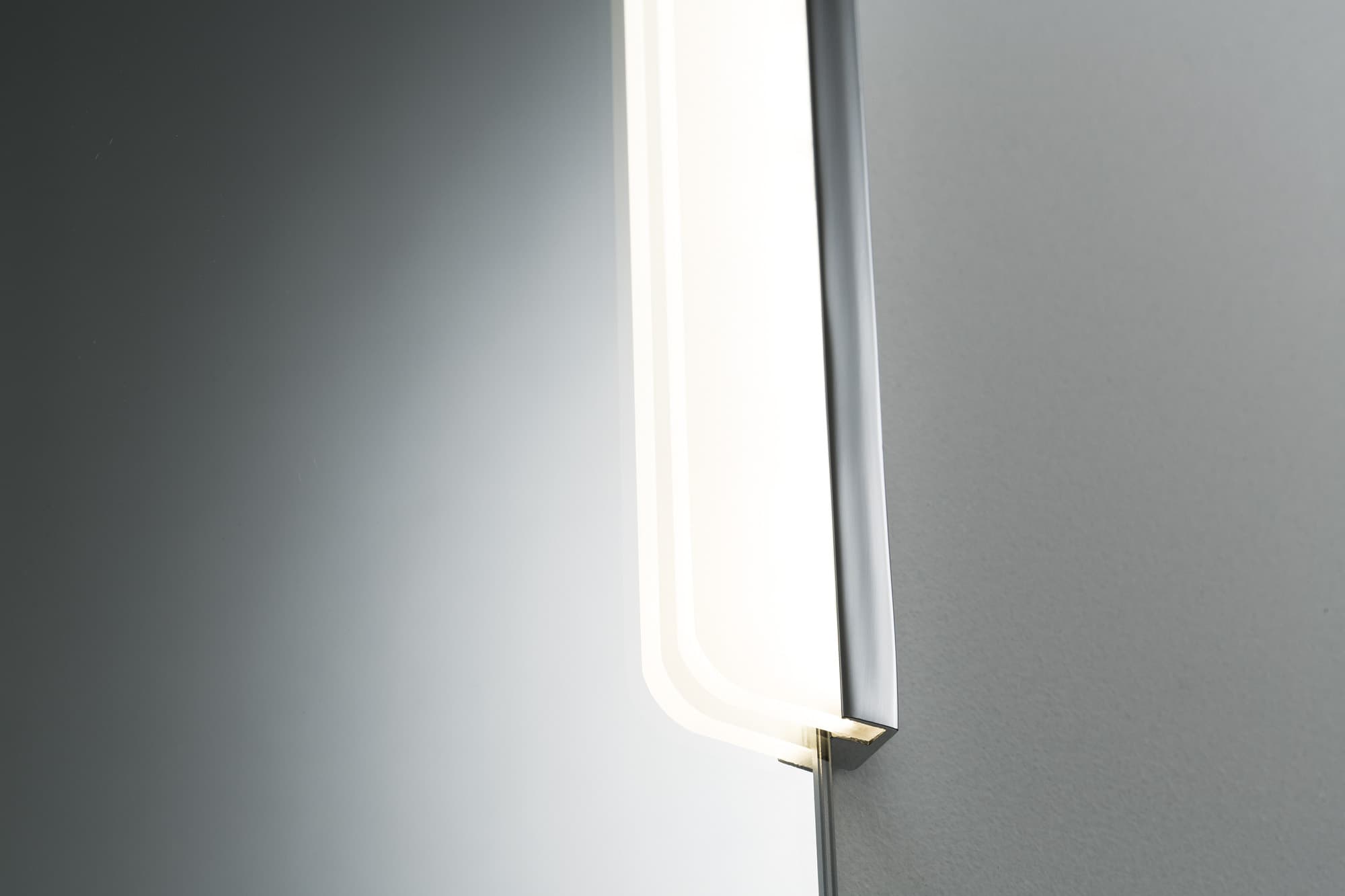 Настенный светильник Paulmann Zeta Spiegelklemml.IP44 LED 6W Chr/Ws 70610 Paulmann