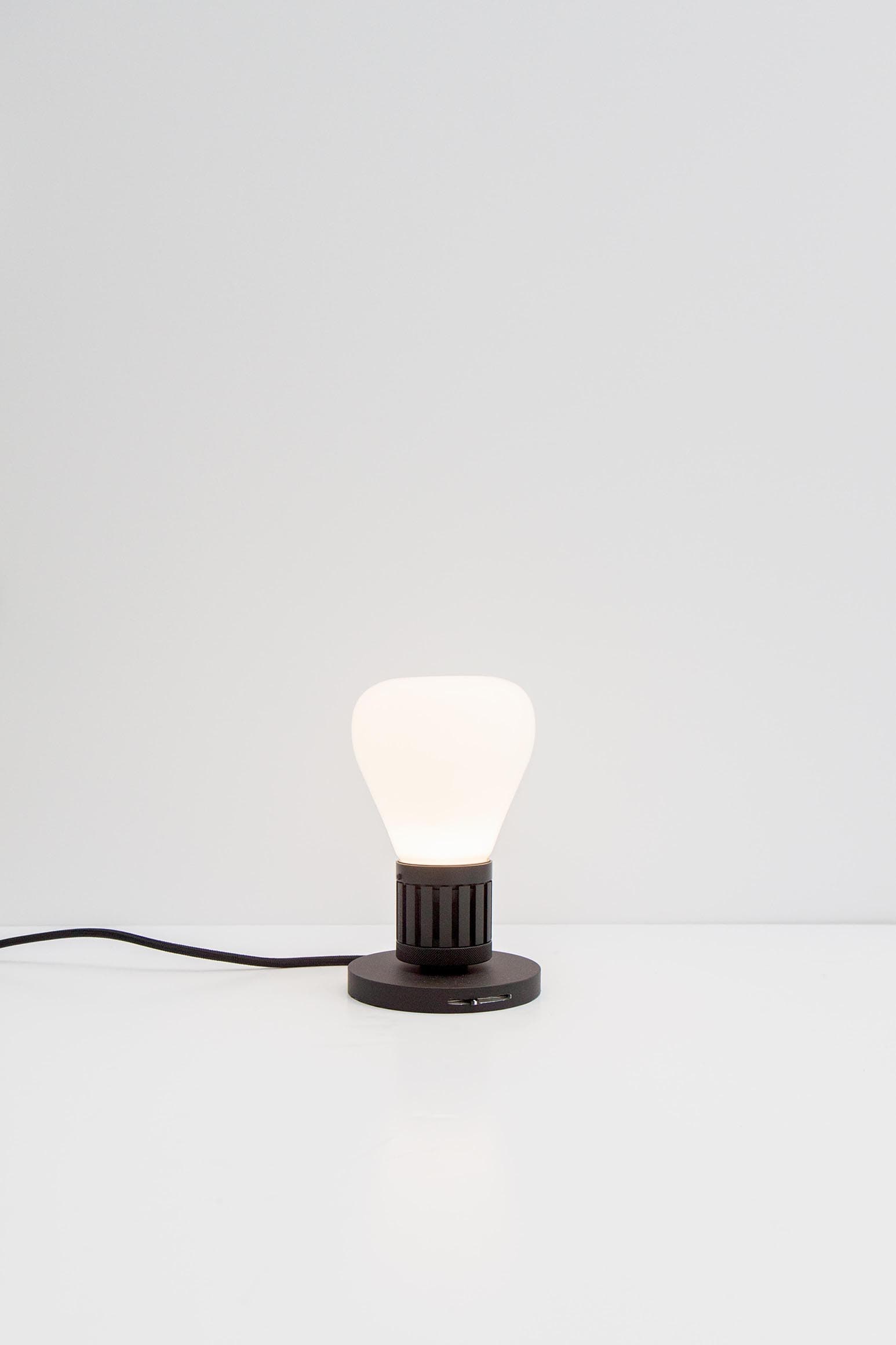 Настольный светильник Viabizzuno n55 tavolo Viabizzuno