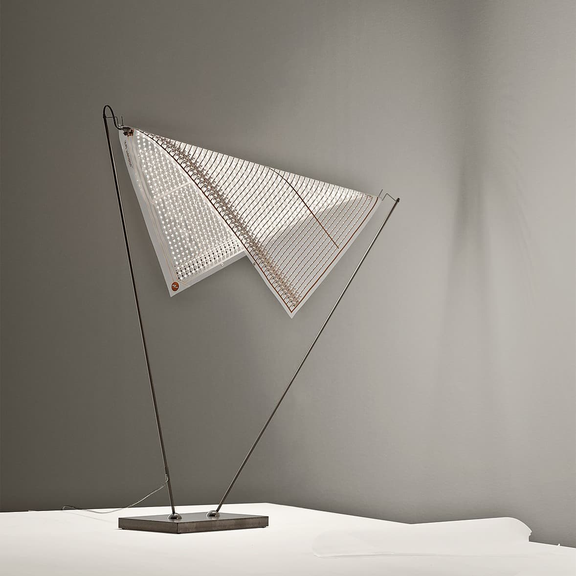 Настольный светильник Ingo Maurer Dew Drops Table