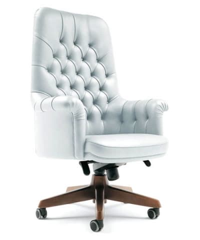 Poltrona Frau Oxford President, wood base