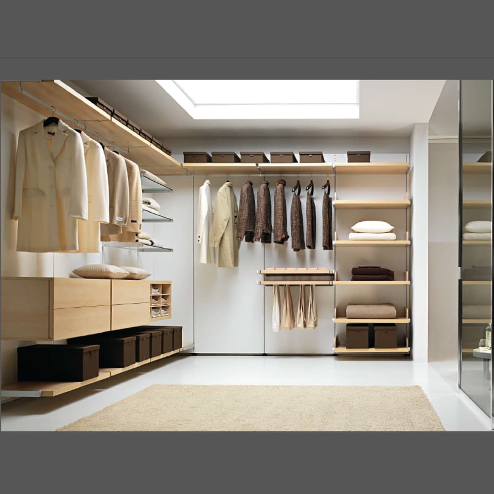 Mercantini COMPOSIZIONE 204