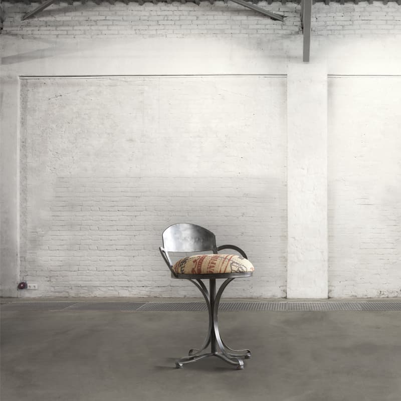 Dialma Brown DB002504