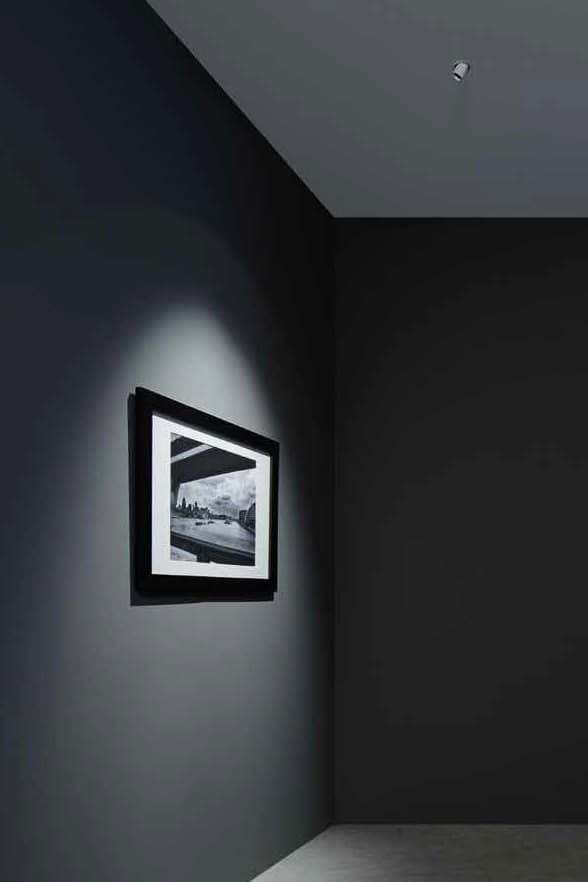 Встраиваемый светильник Molto Luce TRIGGA SEMI RECESSED TRIMLESS Molto Luce