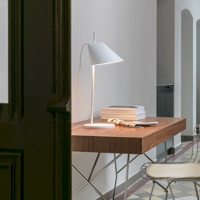 Настольный светильник Louis Poulsen Yuh Table Louis Poulsen