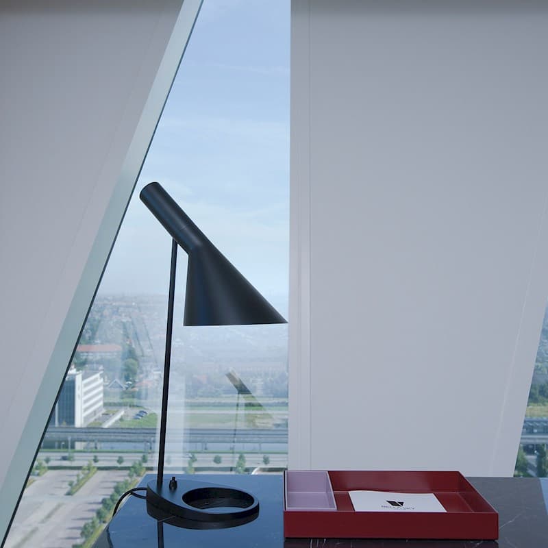 Настольная лампа Louis Poulsen AJ Table Louis Poulsen