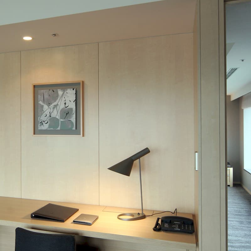 Настольная лампа Louis Poulsen AJ Table Louis Poulsen