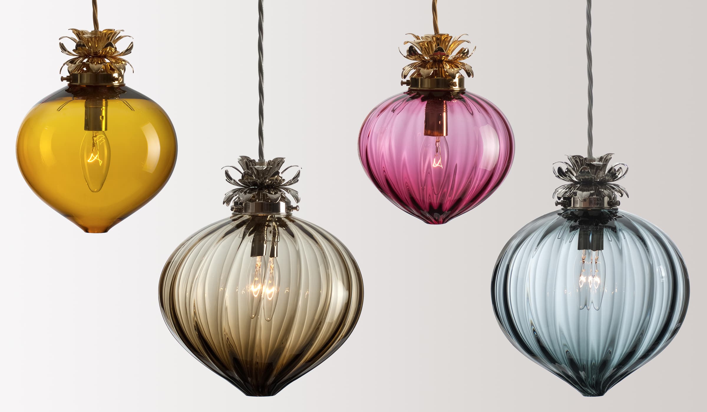 Подвесной светильник Rothschild & Bickers Flora Pendant Rothschild & Bickers