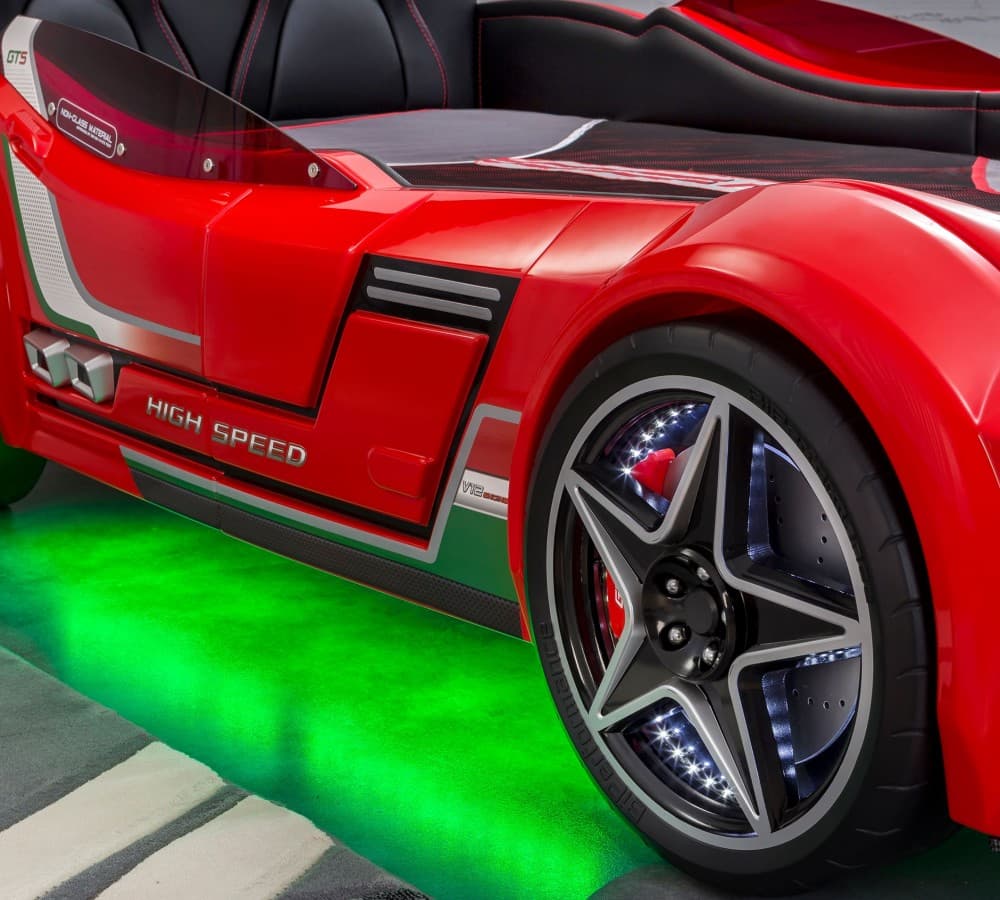 Детская кровать в виде машины CILEK Champion Racer Gts Carbed